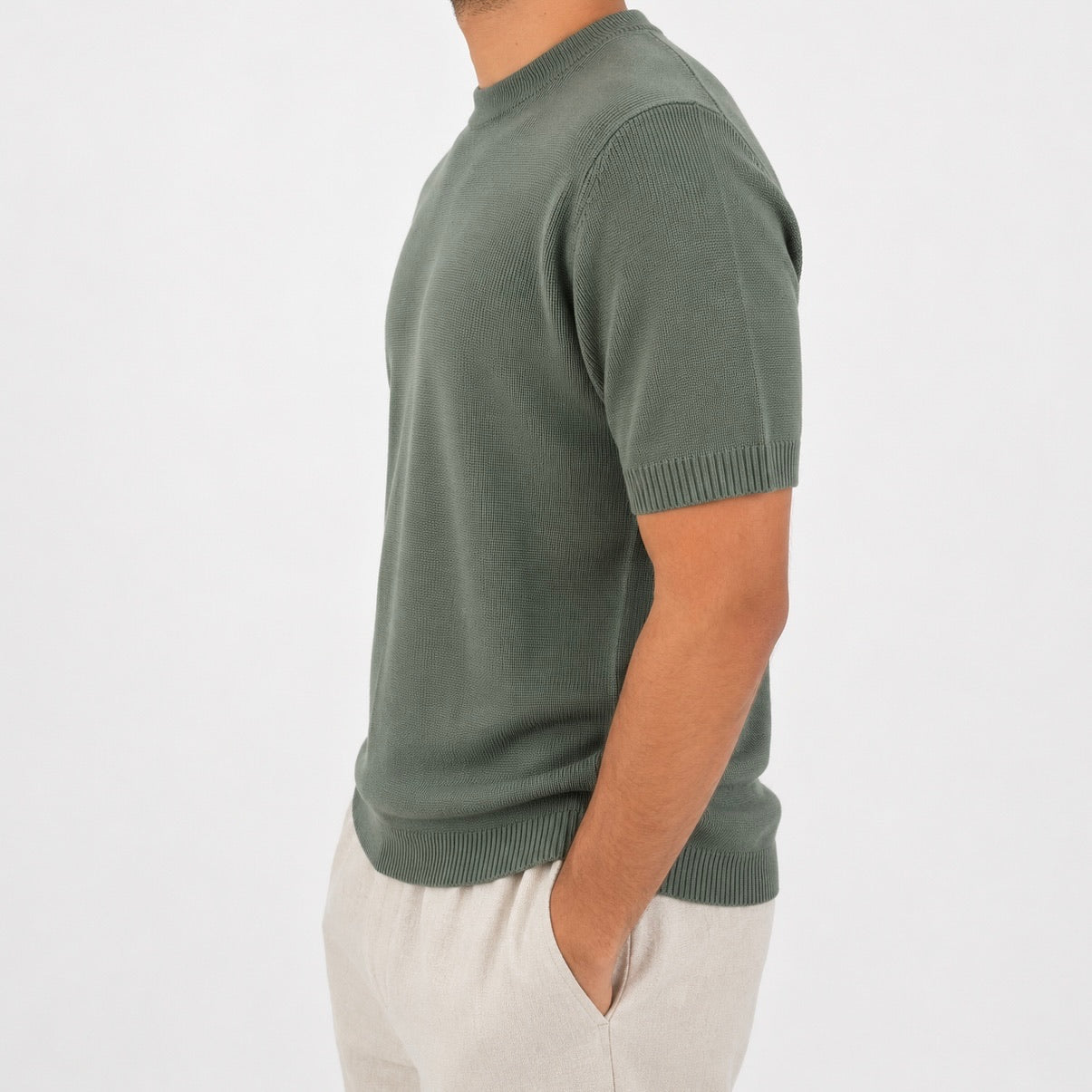 Knitted Round Shirt